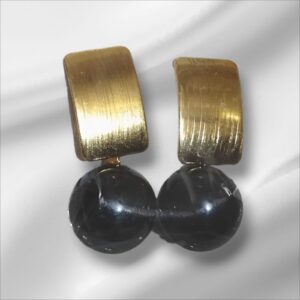 Elegant Pearl and Gold Dangler Earrings